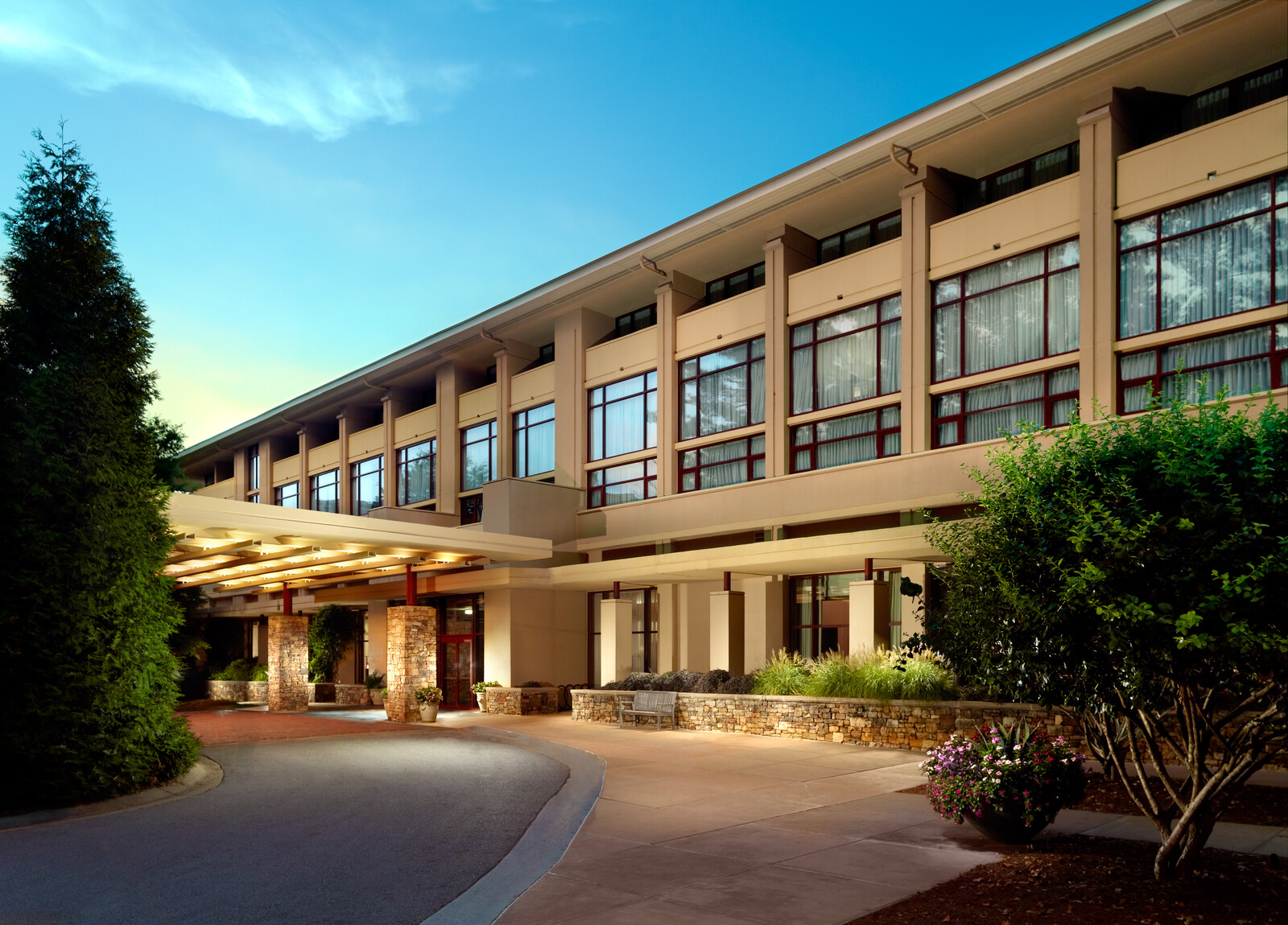 emory-conference-center-hotel-premier-hotel-meeting-venue-near
